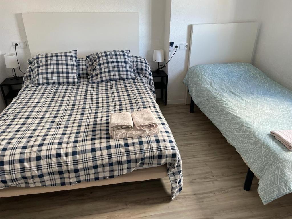 Apartamento En Complejo Residencial Con Piscina Y Garaje Frente Al Mar Valenza Esterno foto