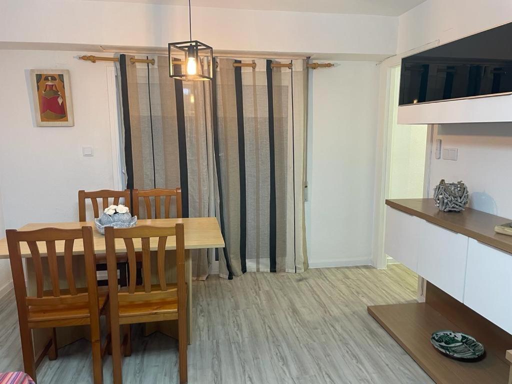 Apartamento En Complejo Residencial Con Piscina Y Garaje Frente Al Mar Valenza Esterno foto